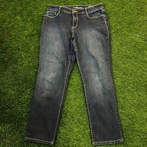 Women’s Croft & Barrow Classic Fit, Straight Leg Stretch Jeans